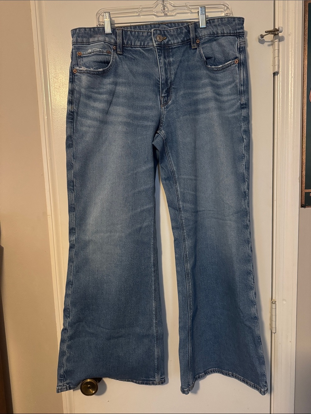 American Eagle Outfitters Light Blue Flare Wide-Leg Jeans
